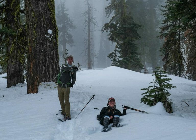 A foggy winterscape on a Yosemite snowshoeing adventure