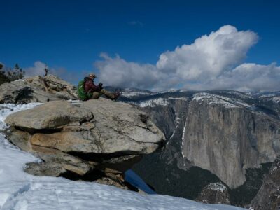 Snowshoeing Yosemite Guided Winter Tour-7